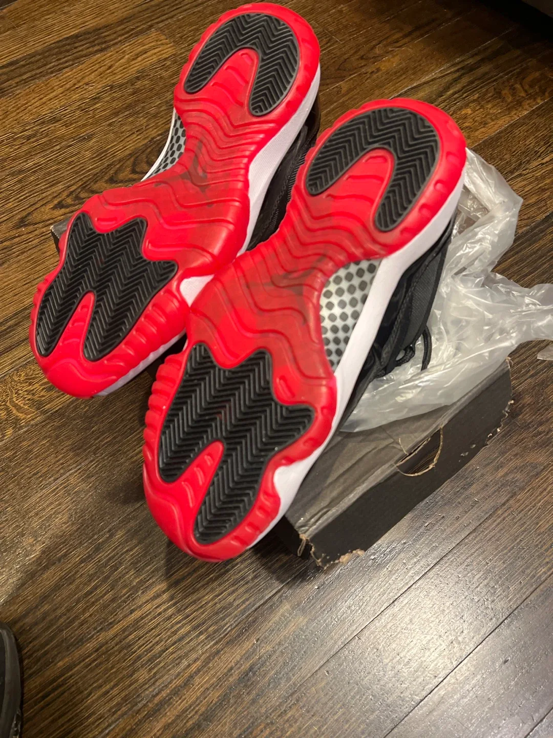 Air Jordan 11 Retro Little Flex (PS) - Black/Red image indicator(7)