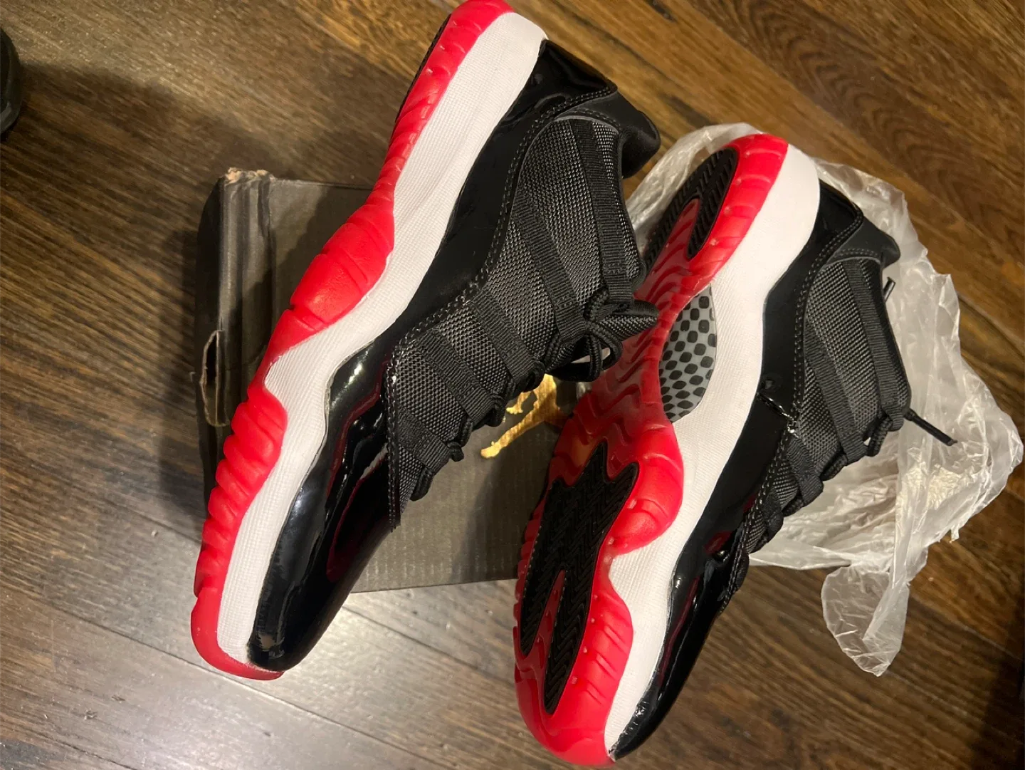 Air Jordan 11 Retro Little Flex (PS) - Black/Red image indicator(6)