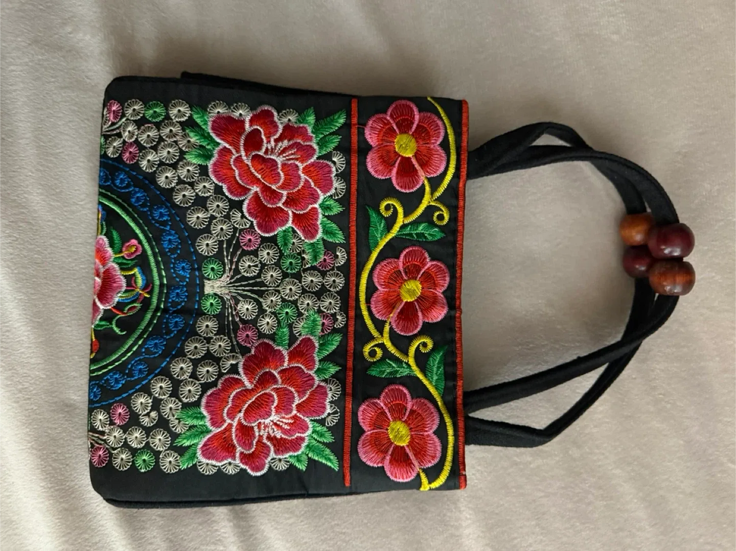 Floral Embroidered Handbag