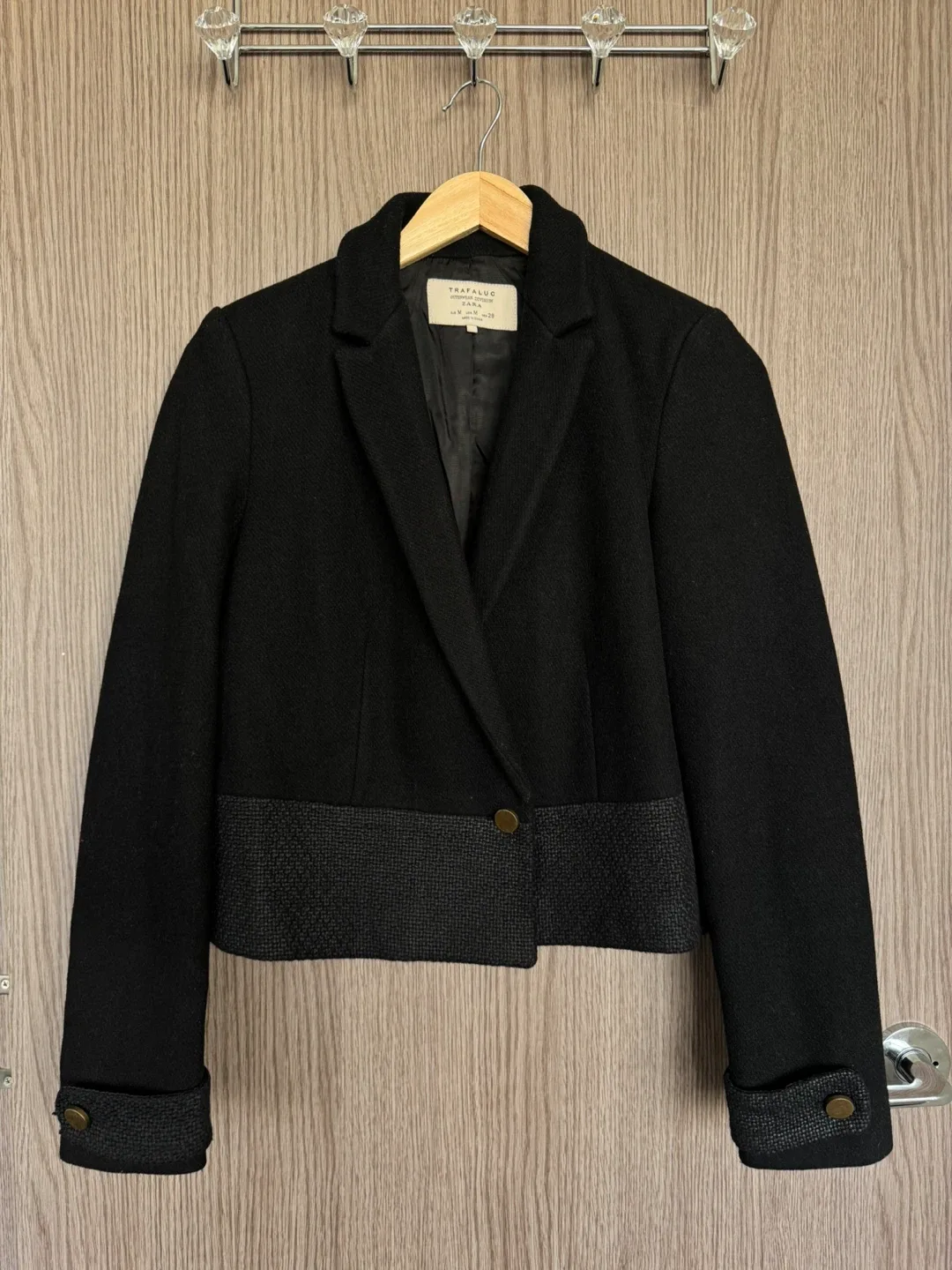 ZARA Trafaluc Cropped Black Blazer – Gold Button Detail image indicator(2)