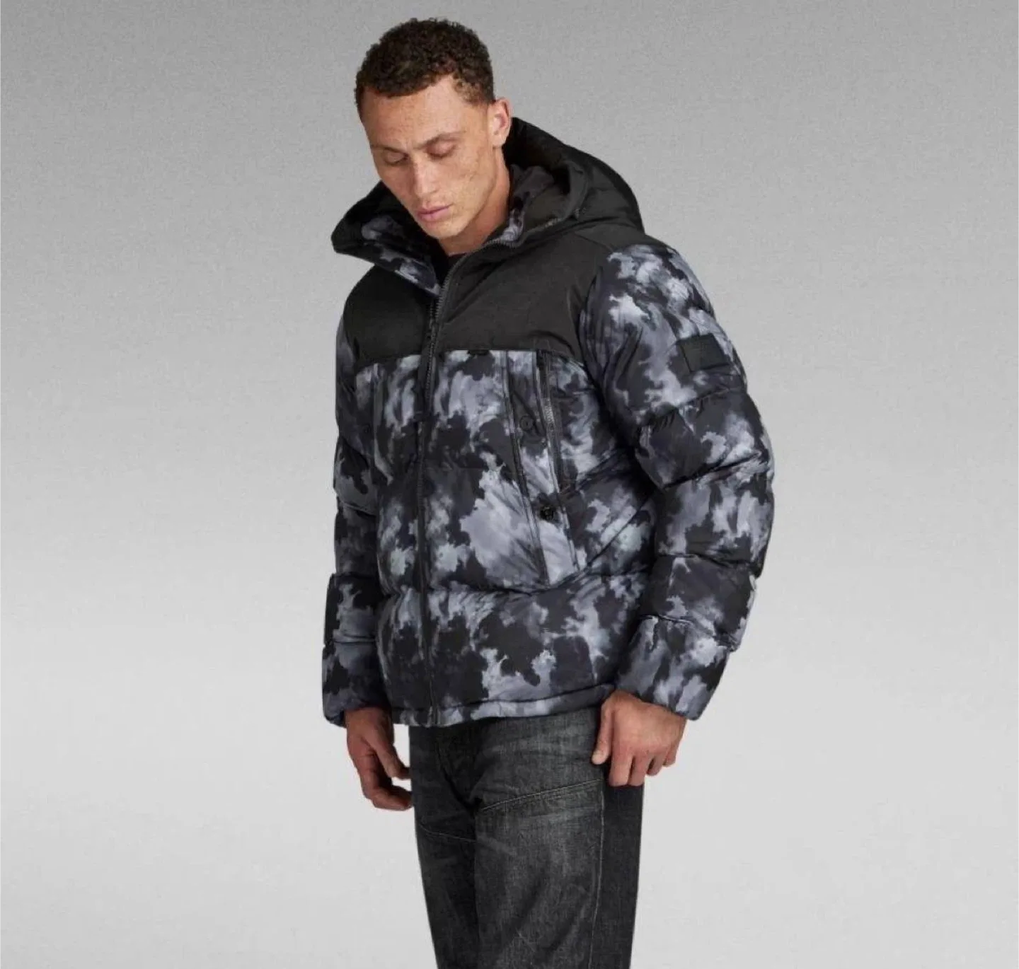 G-Star RAW Size M, Puffer Jacket image indicator(4)