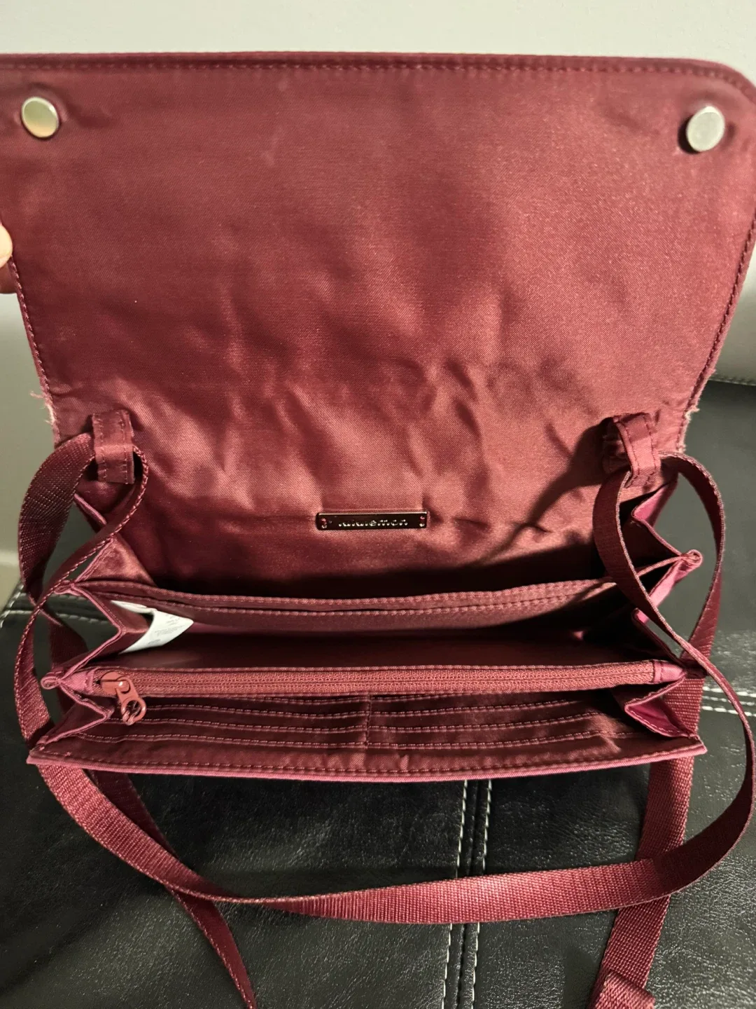 Lululemon Burgundy Crossbody Wallet image indicator(3)