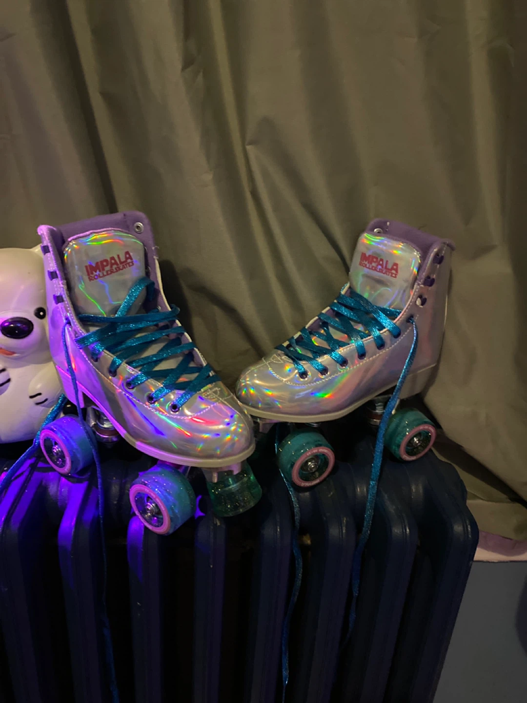 Impala Roller Skates - Size 6 - photo 2