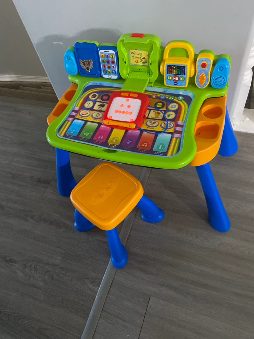 VTech Ready, Set, Learn Desk with Stool - photo 2