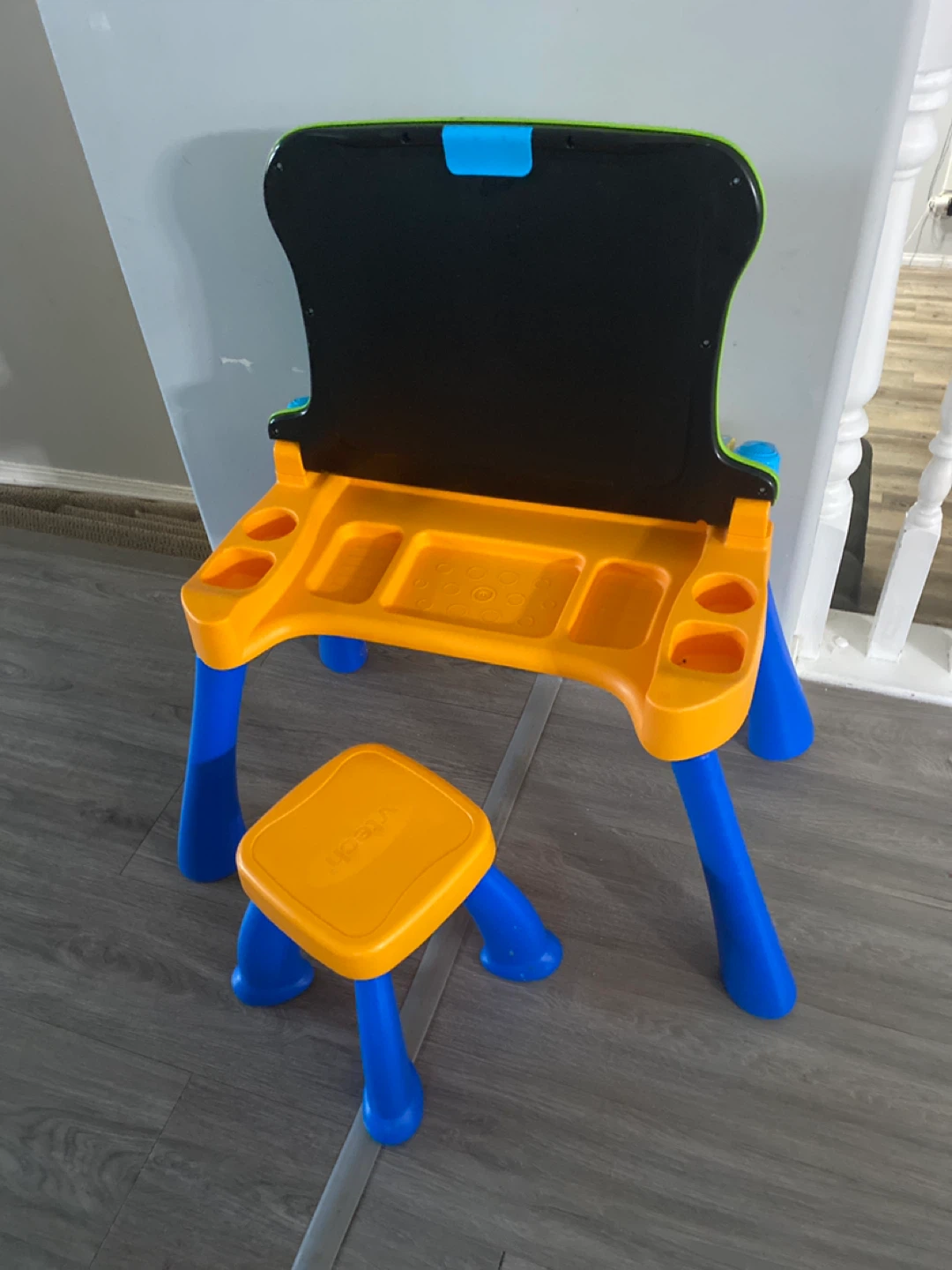 VTech Ready, Set, Learn Desk with Stool