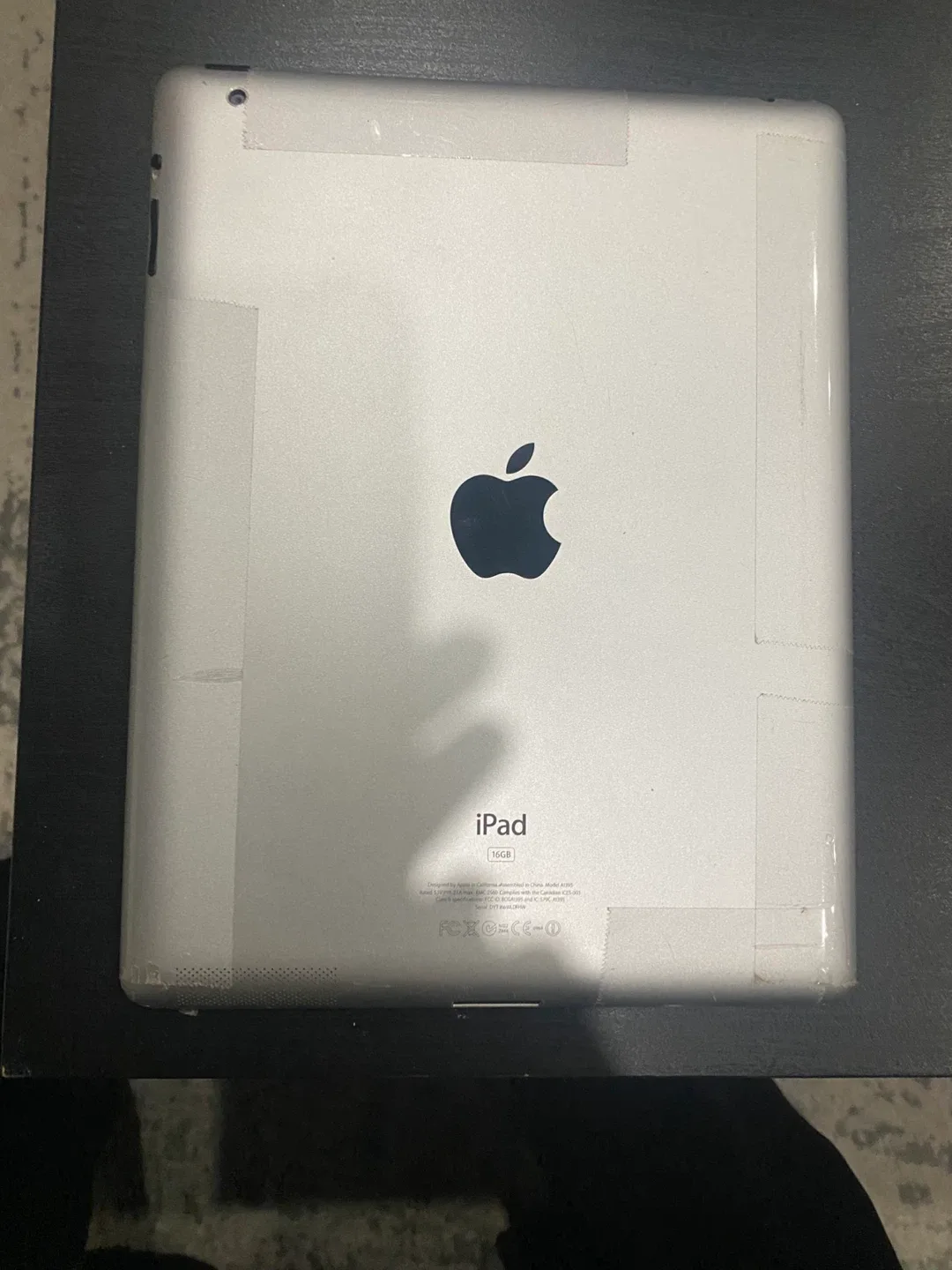 Apple iPad 16GB image indicator(2)