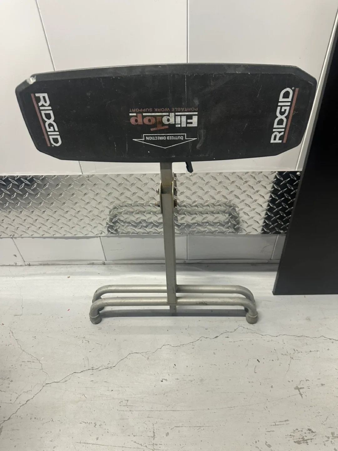 Ridgid Flip Top Portable Work Support
