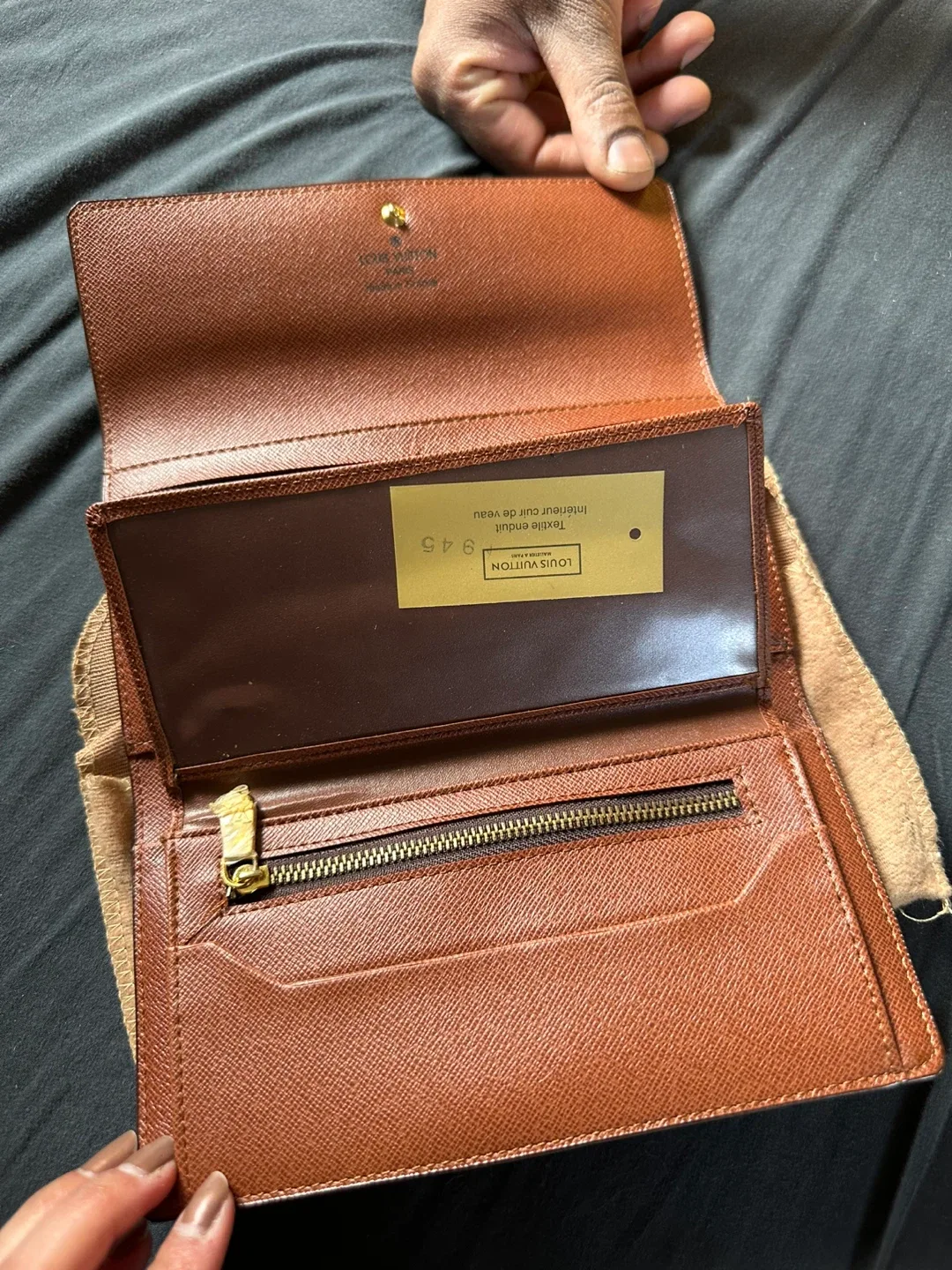 Louis Vuitton Wallet image indicator(8)