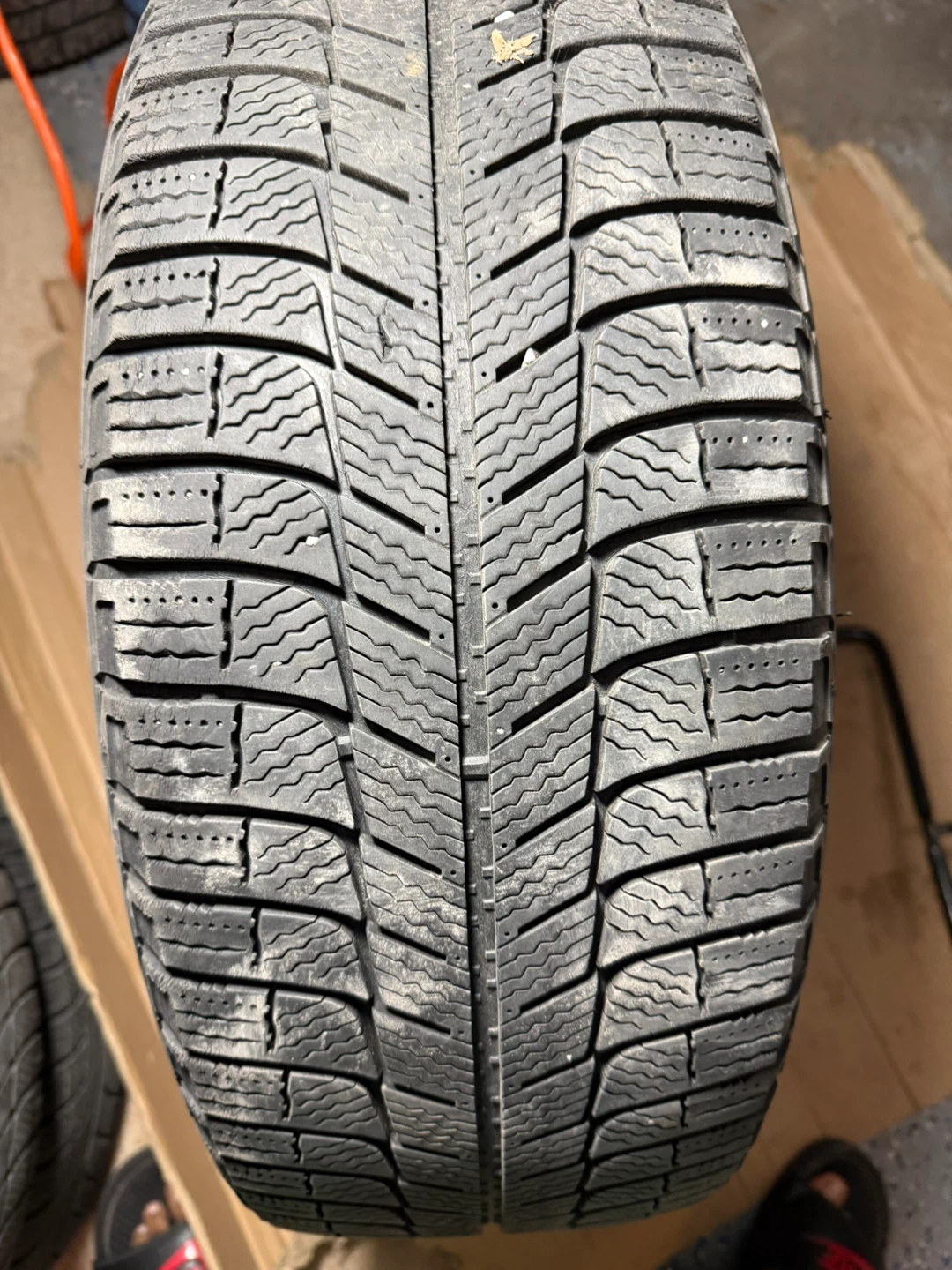 Toyota Corolla Winter Tires w Steel Rims - photo 4