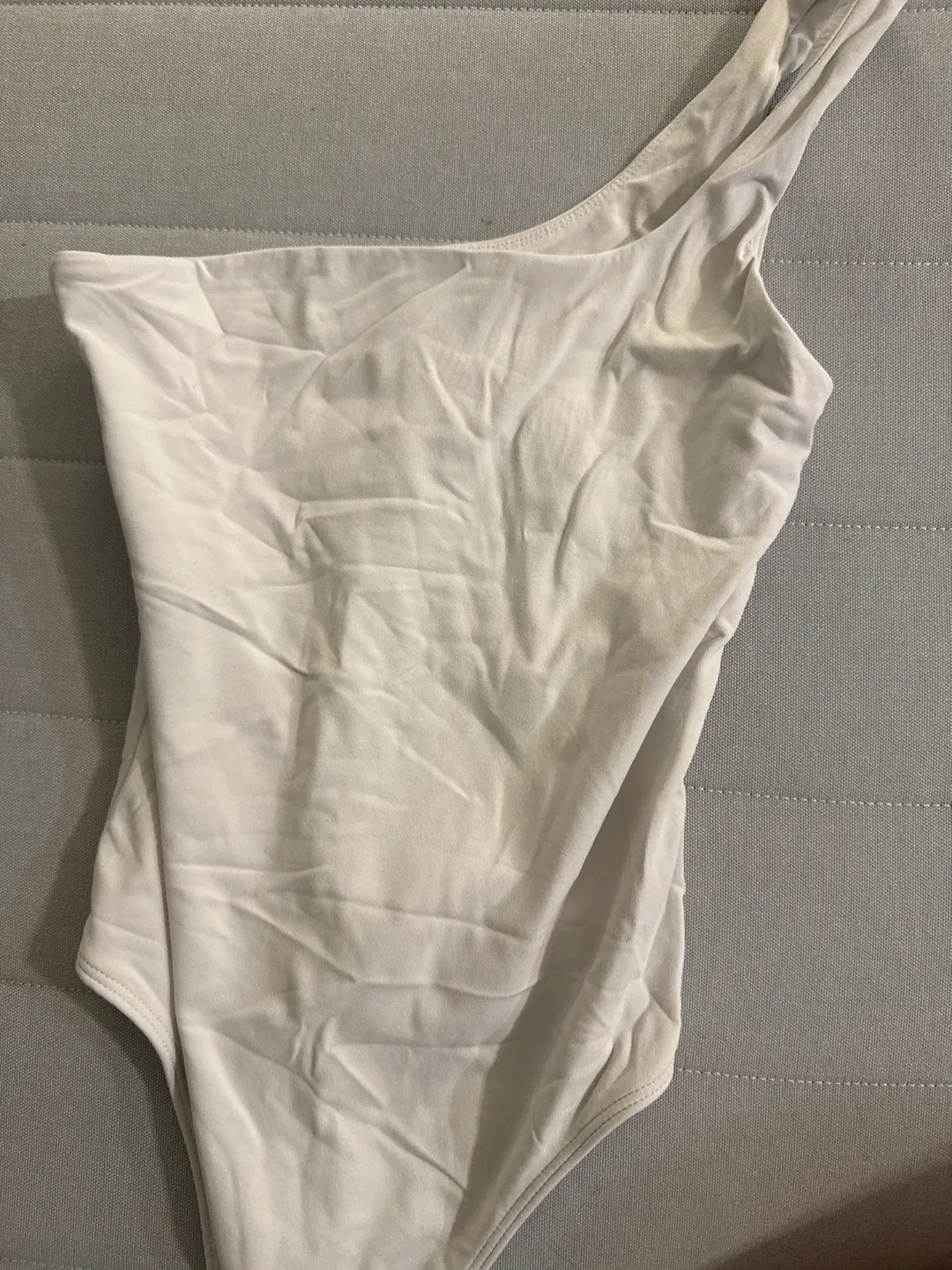 Aritzia Babaton Contour Bodysuit - Small image indicator(2)