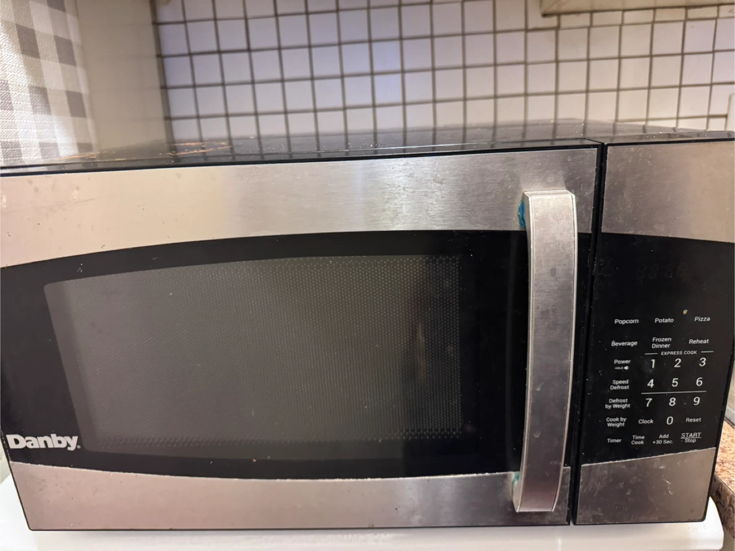 Danby Microwave - Used Condition - photo 2