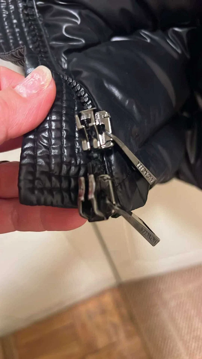 Moncler Black Down Puffer Jacket image indicator(7)