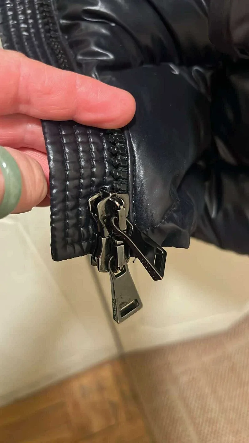 Moncler Black Down Puffer Jacket image indicator(8)