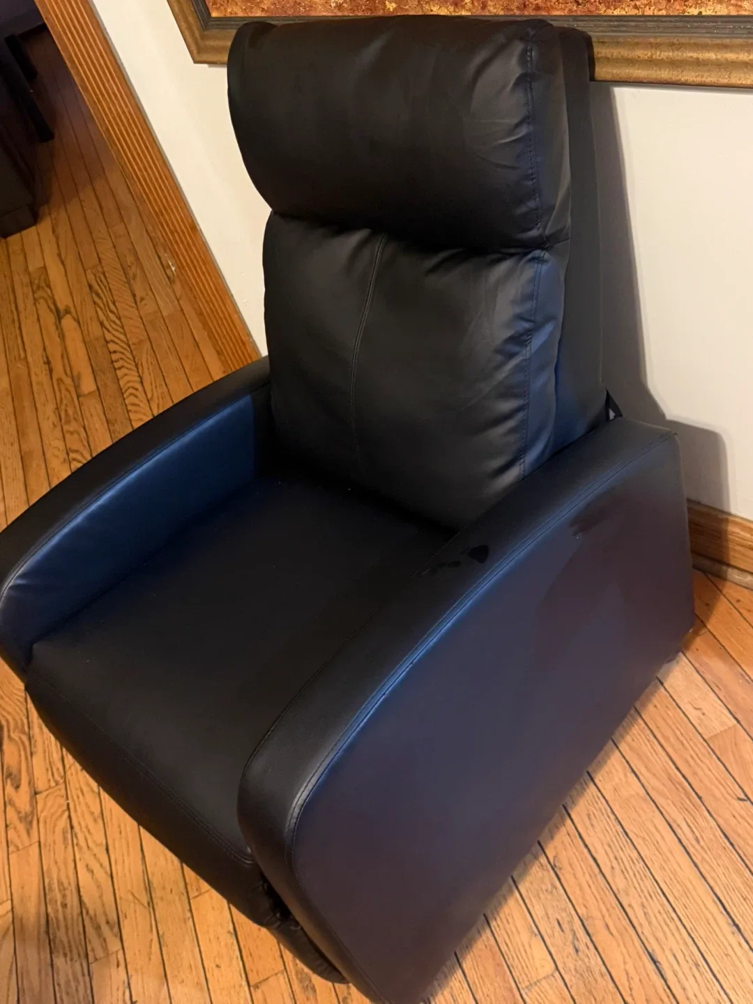 Set of 4 Modern Black Faux-Leather Recliner Chairs image indicator(3)