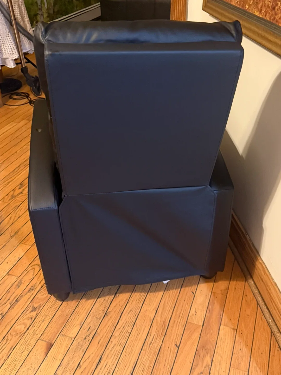 Set of 4 Modern Black Faux-Leather Recliner Chairs image indicator(4)