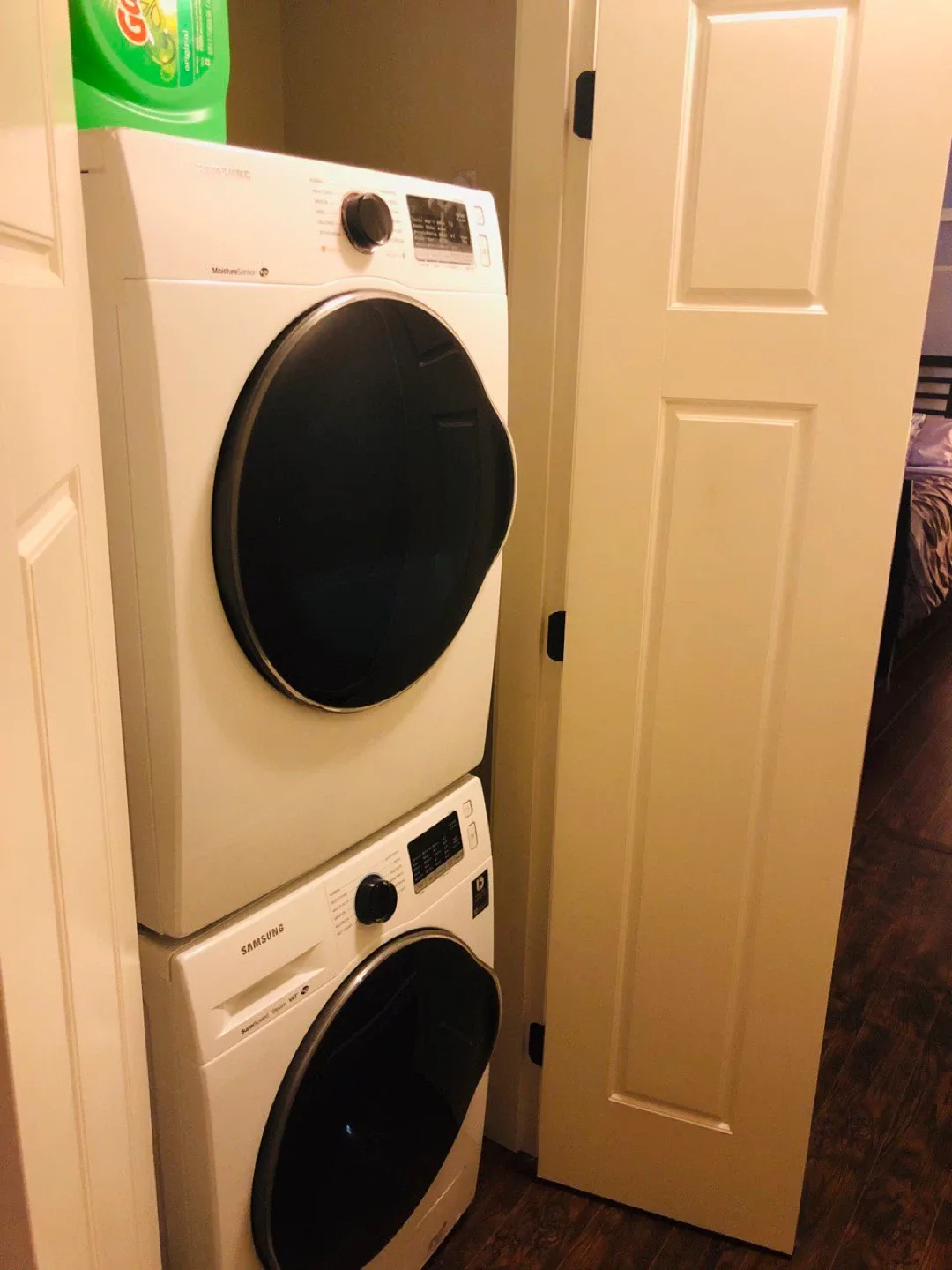 Two bedrooms & on bathroom fully furnished image indicator(9)