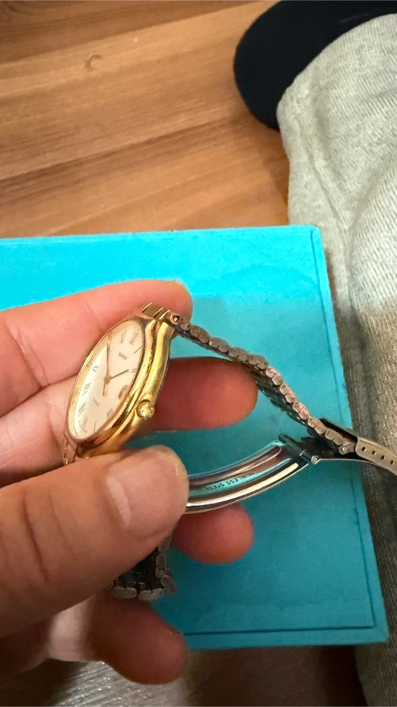 Birks Quartz Watch with Box image indicator(6)