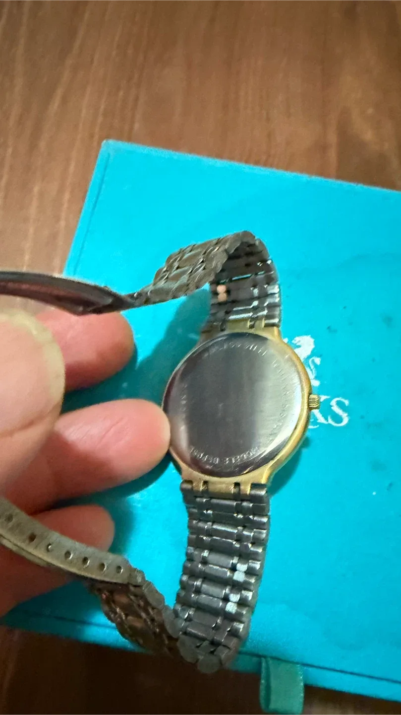 Birks Quartz Watch with Box image indicator(5)