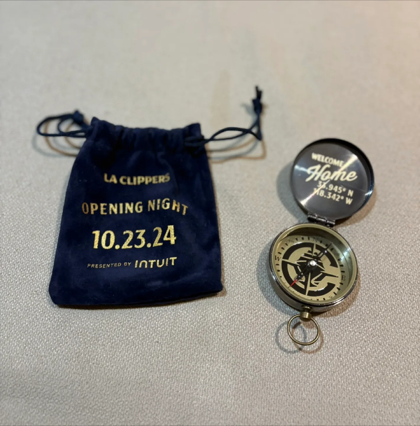 LA Clippers Opening Night Compass image indicator(2)