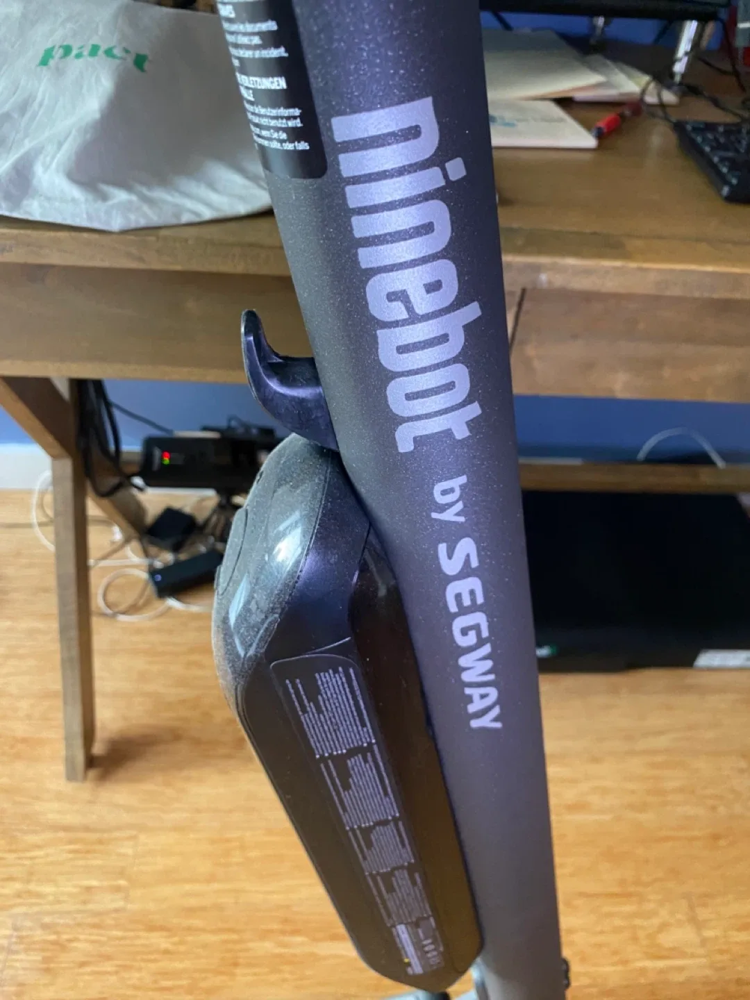 Segway Ninebot electric scooter KickScooter ES2 image indicator(6)