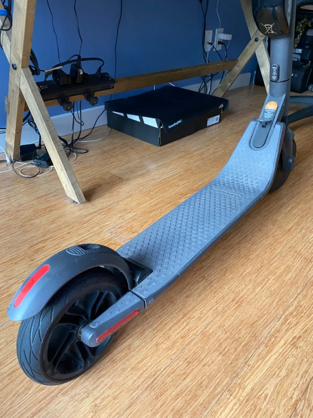 Segway Ninebot electric scooter KickScooter ES2 image indicator(8)