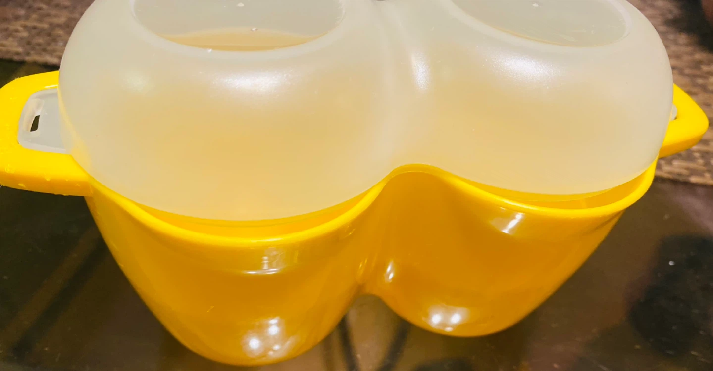 Yellow Egg Poacher - 2 Eggs - photo 2
