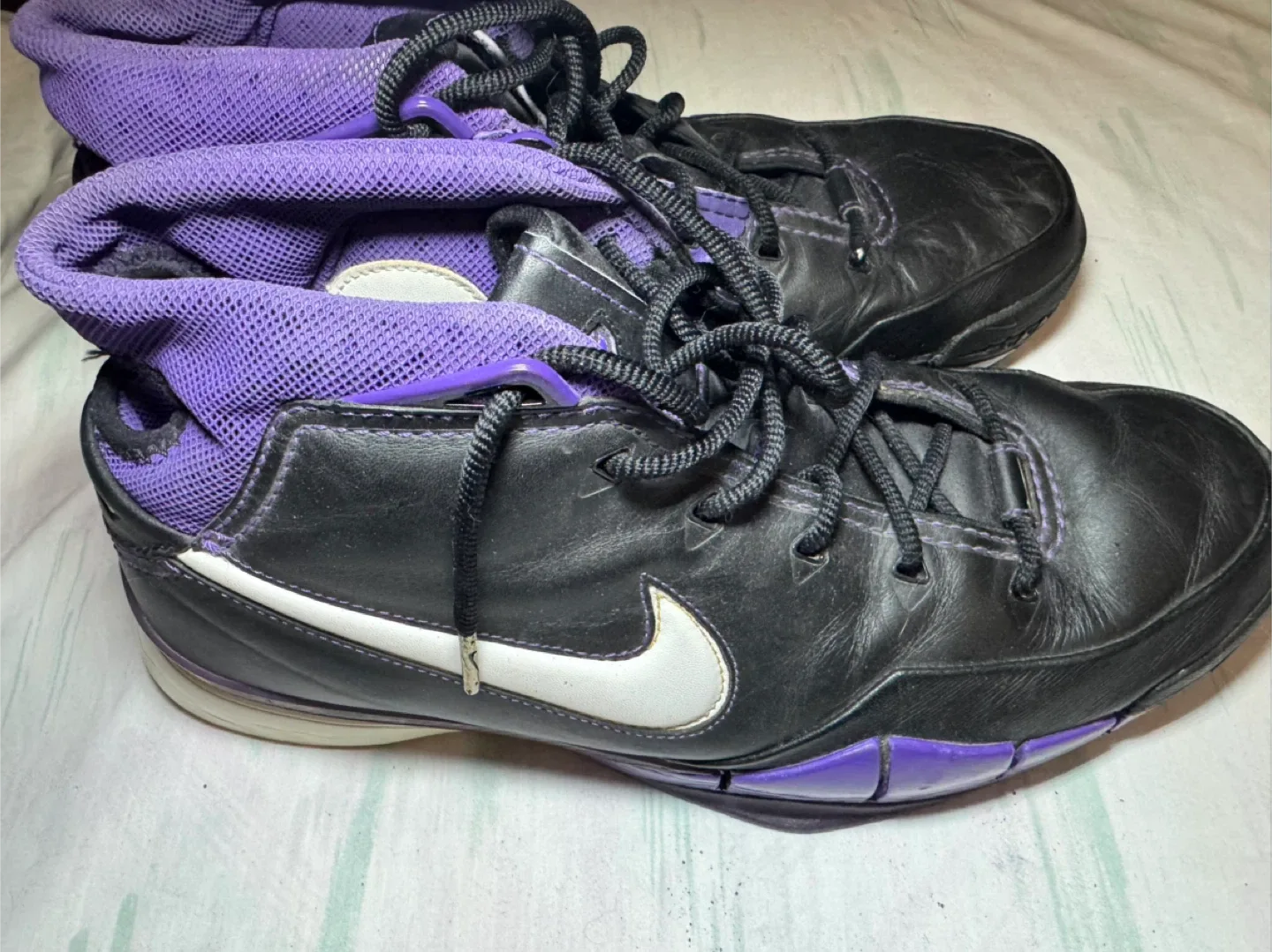 KOBE 1 (2006 Black & Purple) men’s size 12 image indicator(2)