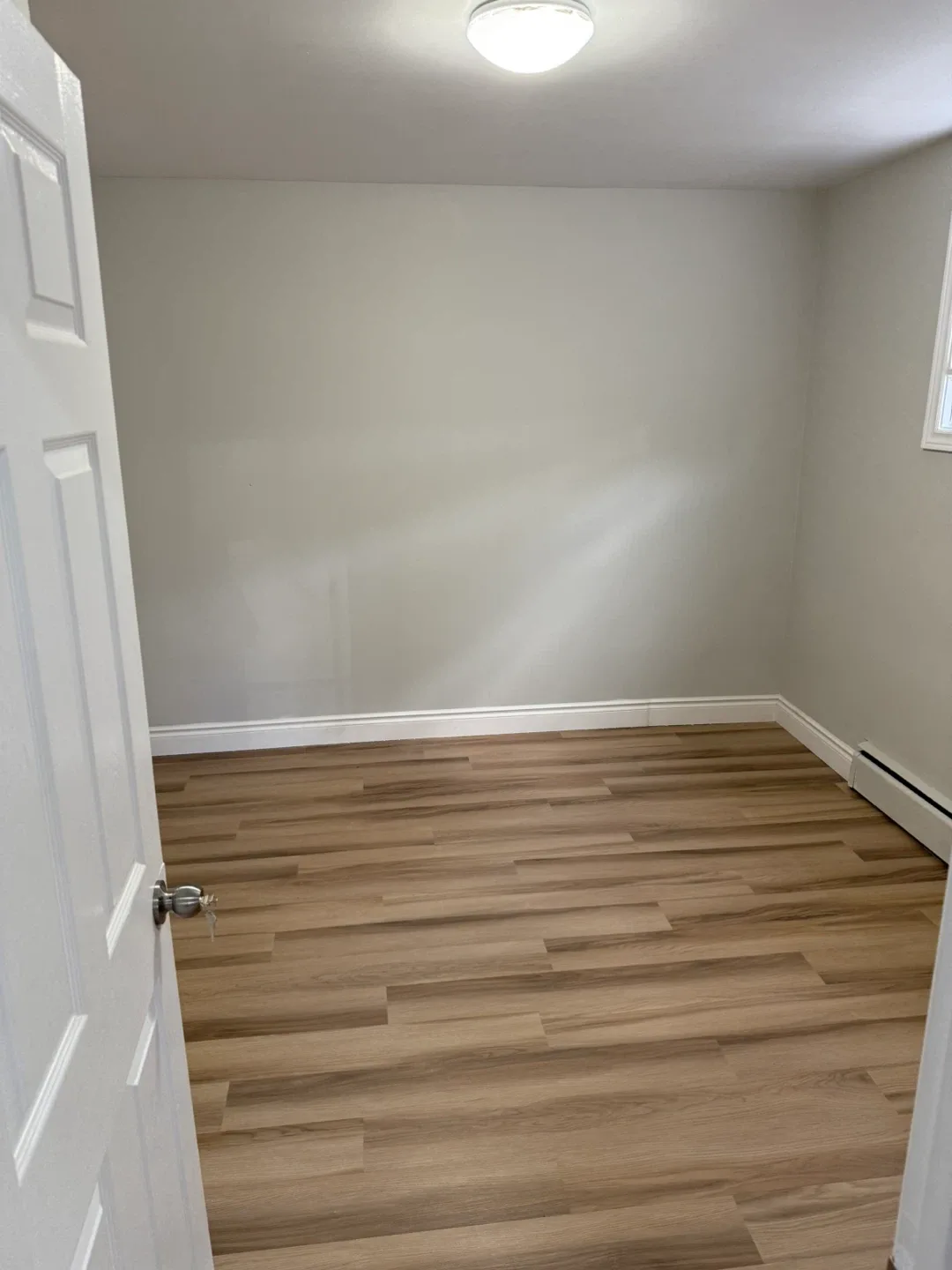 Rent: 2 bedroom basement apt in London ON image indicator(4)