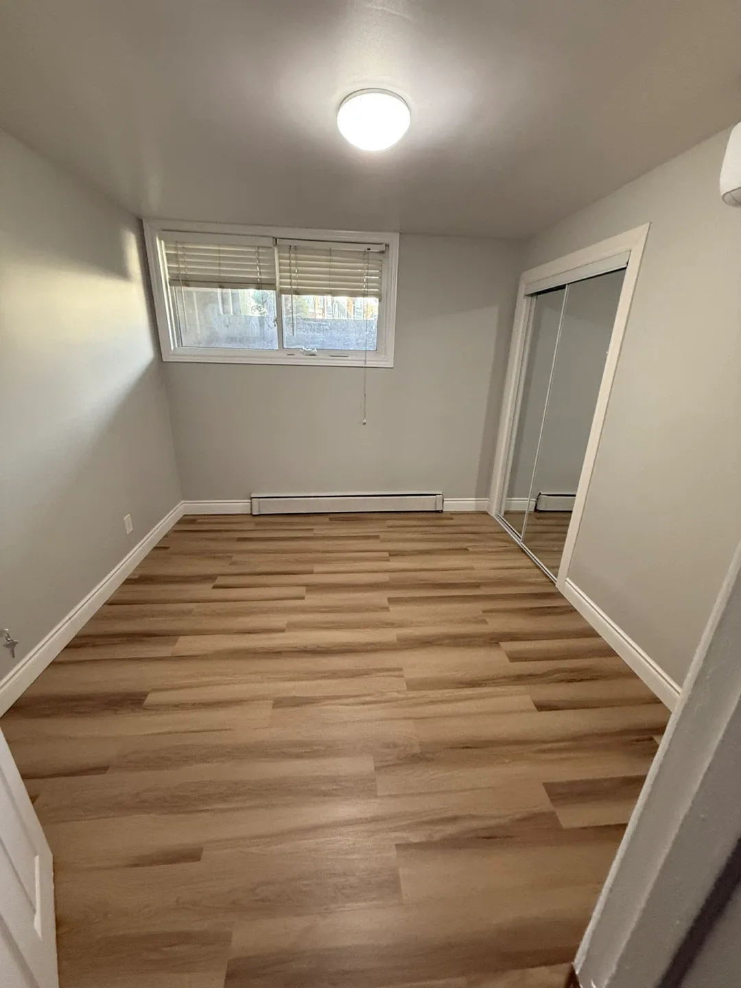 Rent: 2 bedroom basement apt in London ON image indicator(9)