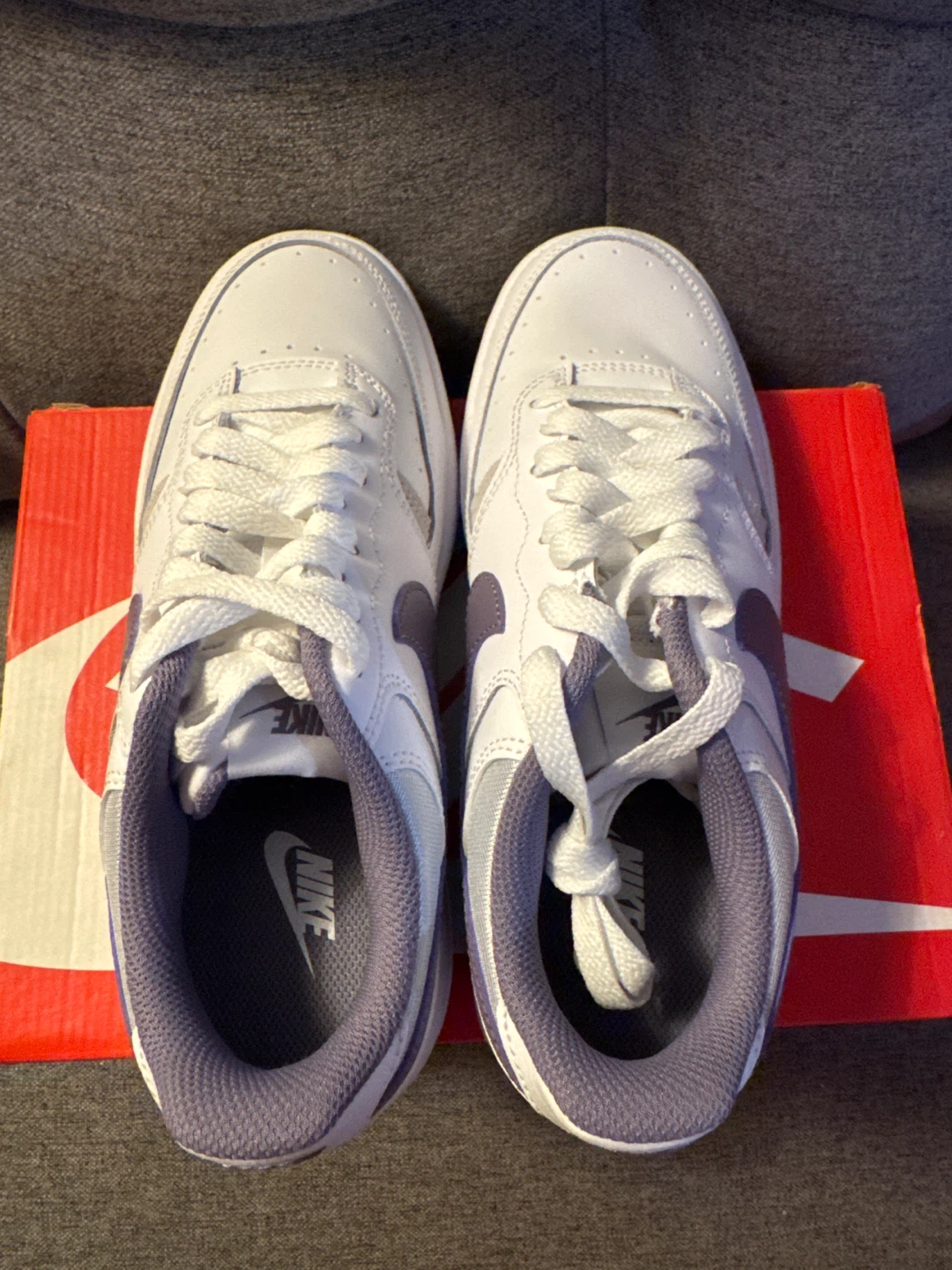 Nike Gamma Force Women's White/Purple, Size 7