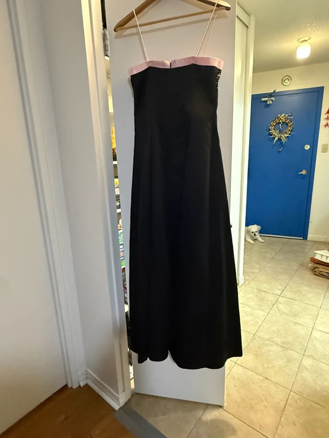 Black & Pink Formal Dress image indicator(4)