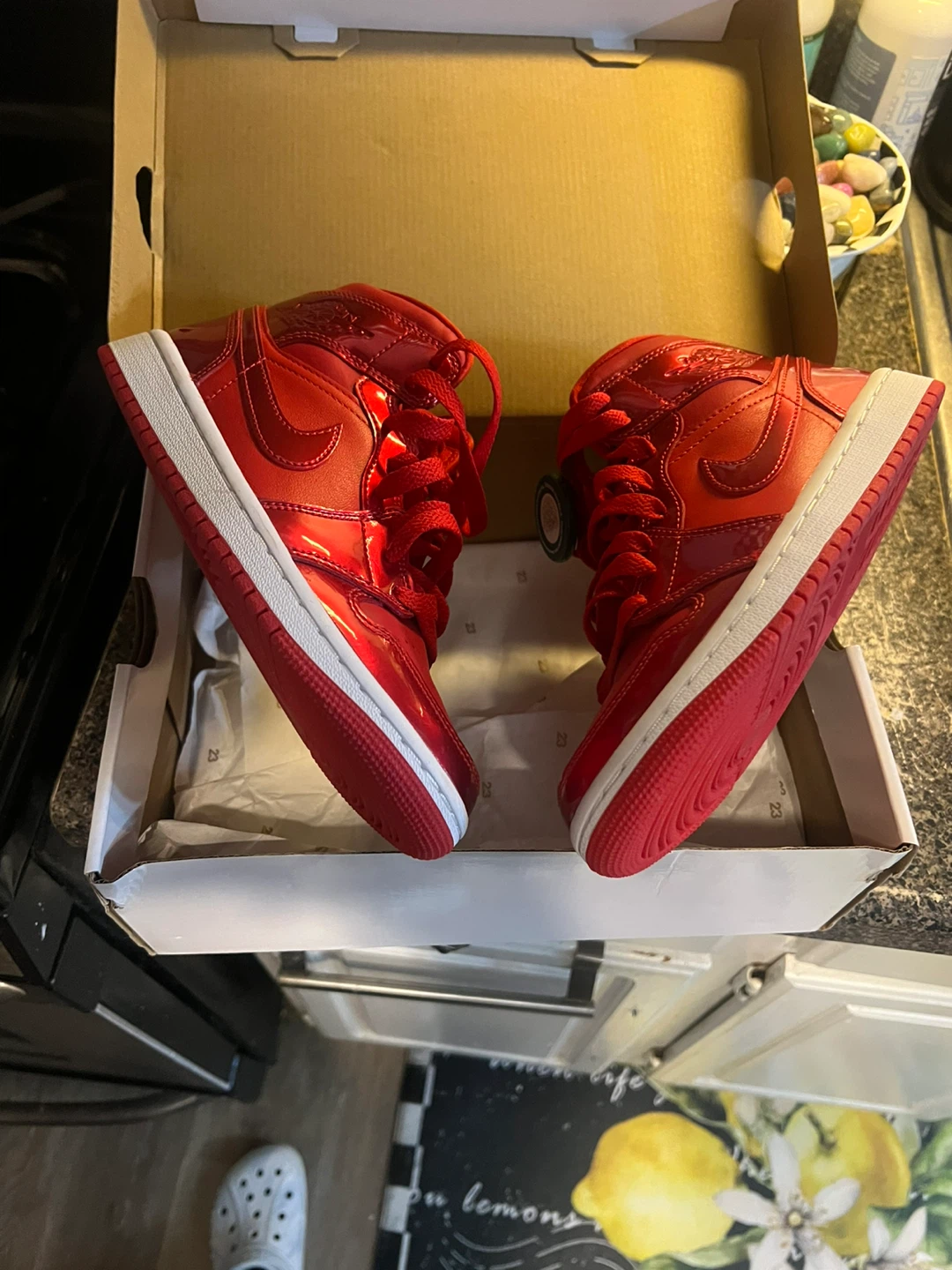 Nike Air Jordan 1 Retro High Red - photo 4