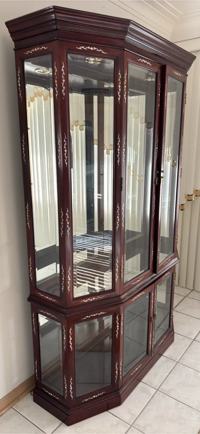 FREE FREE!!  Mahogany Display Cabinet
