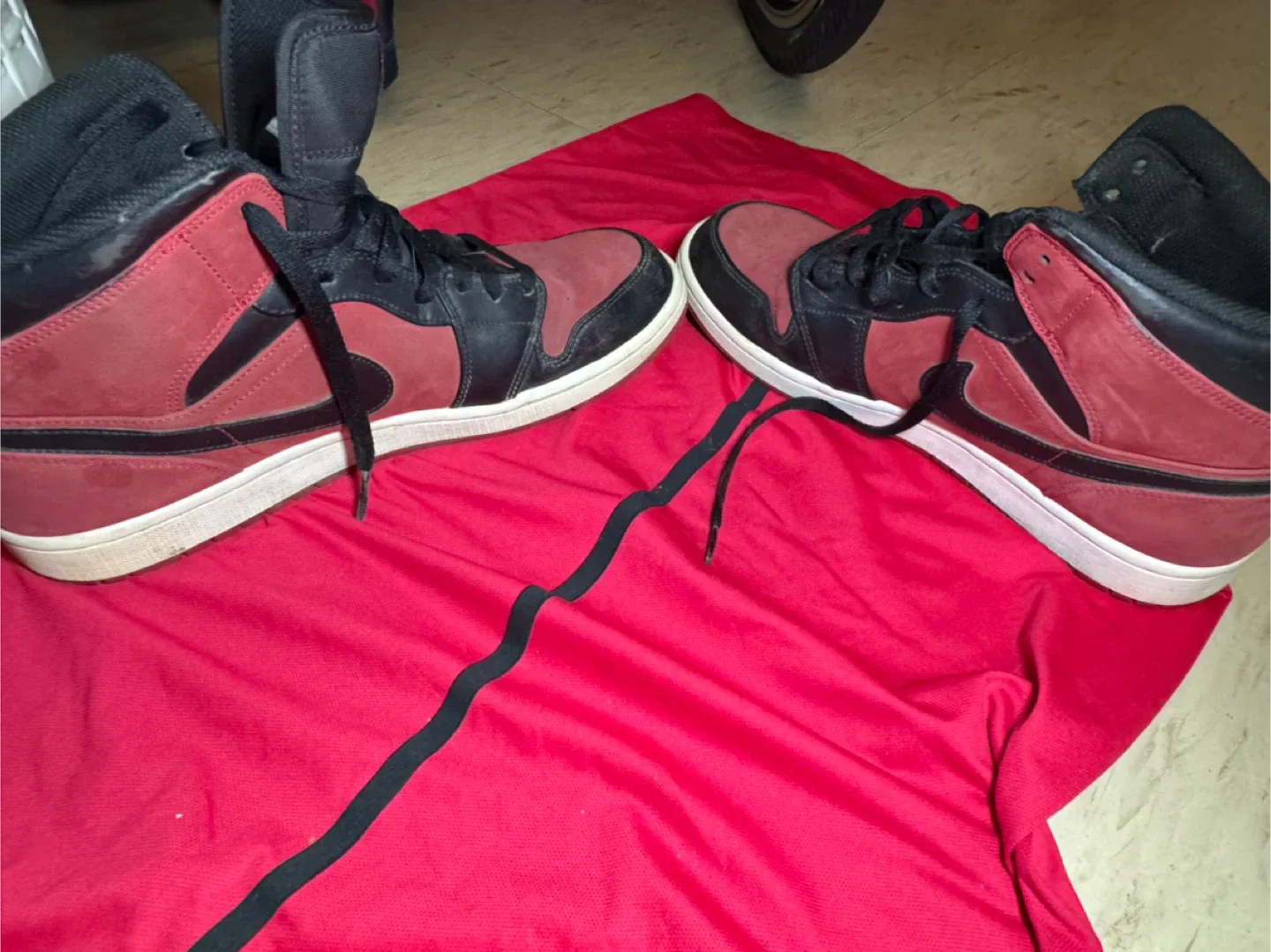 Nike Air Jordan 1 High, US 11