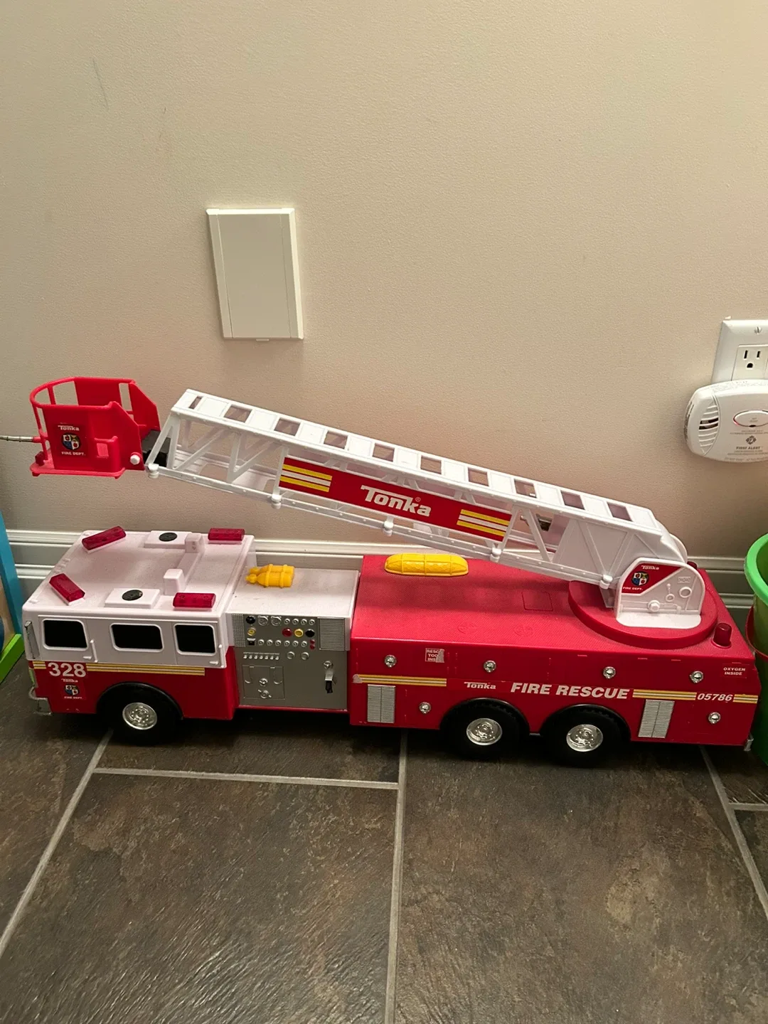 Tonka Fire Rescue Truck