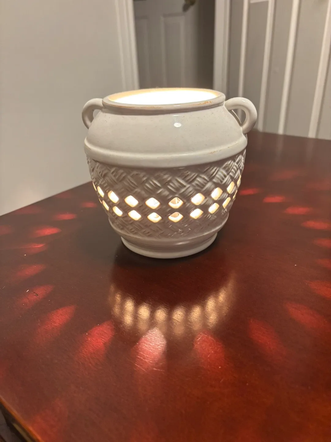 White Ceramic Light