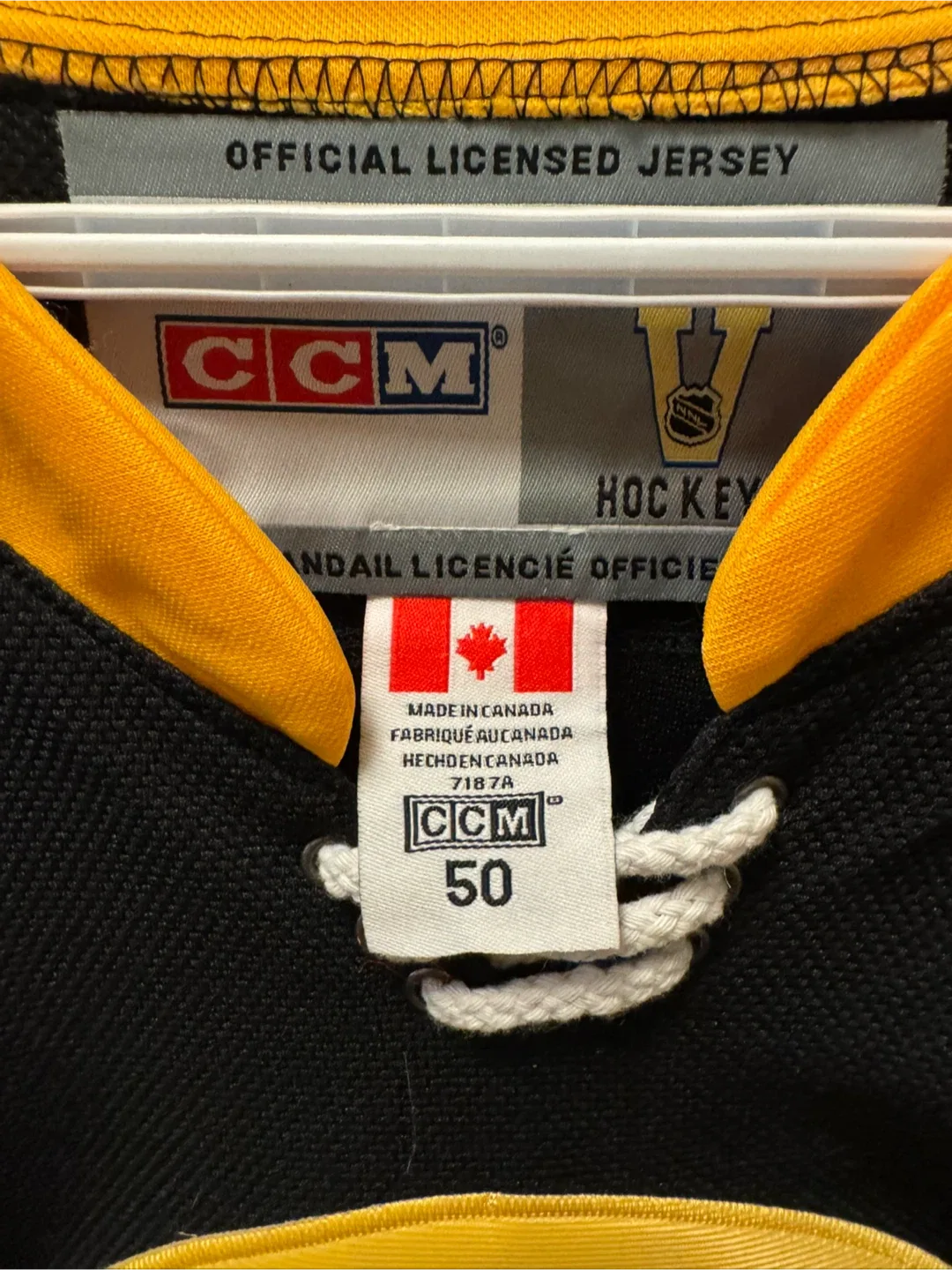 (3) NHL Jerseys image indicator(3)