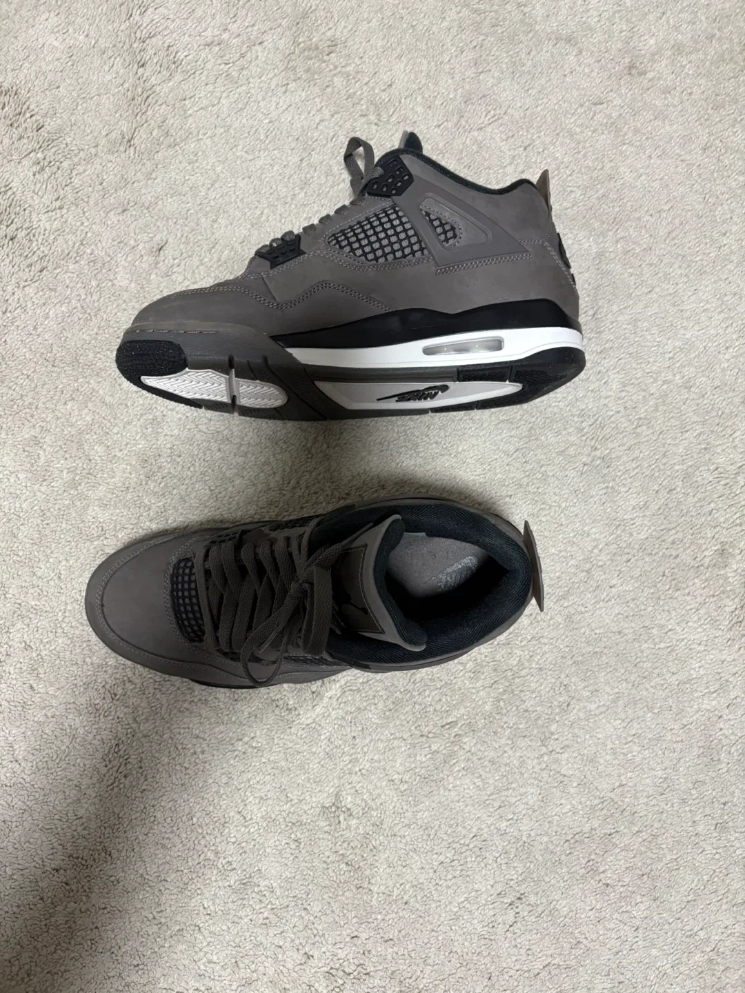 Nike Air Jordan 4 Cave Stone size 10 image indicator(2)