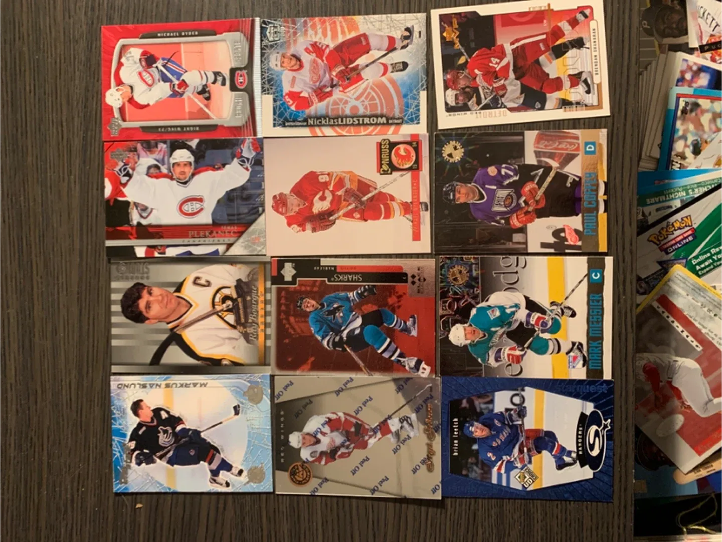 Mixed Lot of Hockey Trading Cards