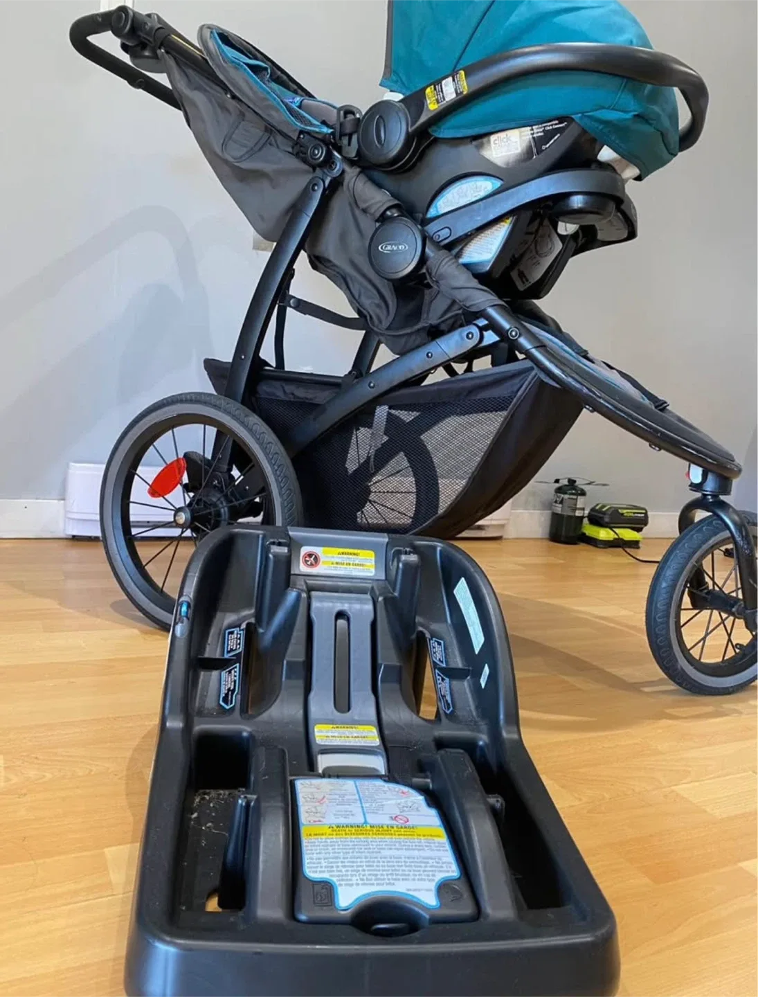 Graco FastAction Jogger LX Travel System  *Valid *Car Seat Combo