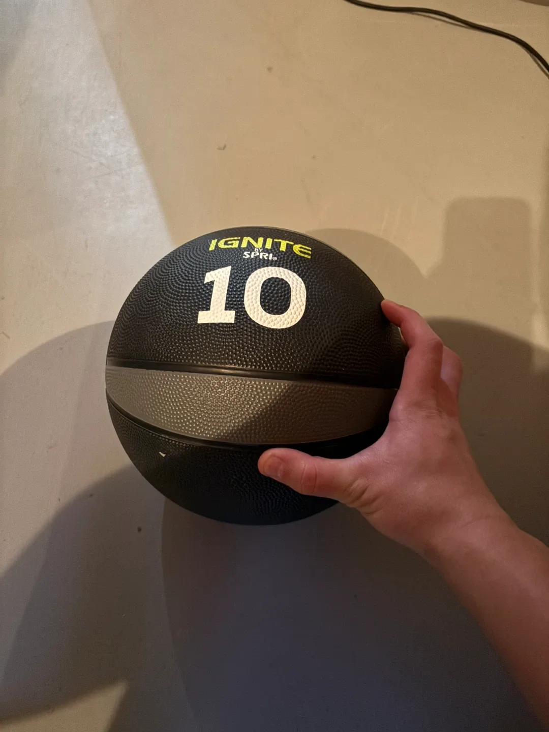 Ignite 10 lb Medicine Ball - Black & Grey image indicator(2)