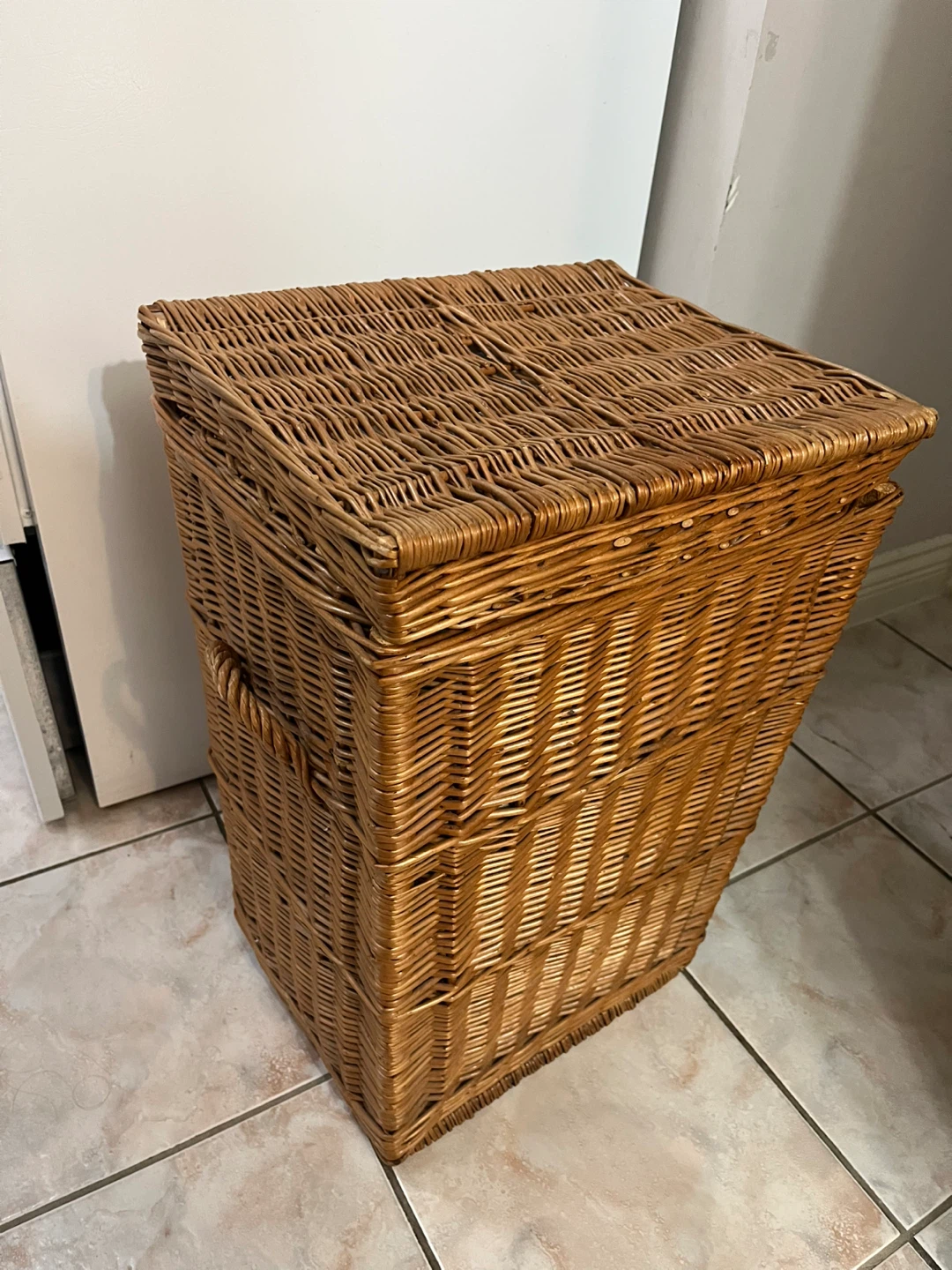 FREE Laundry Hamper with Lid - photo 2