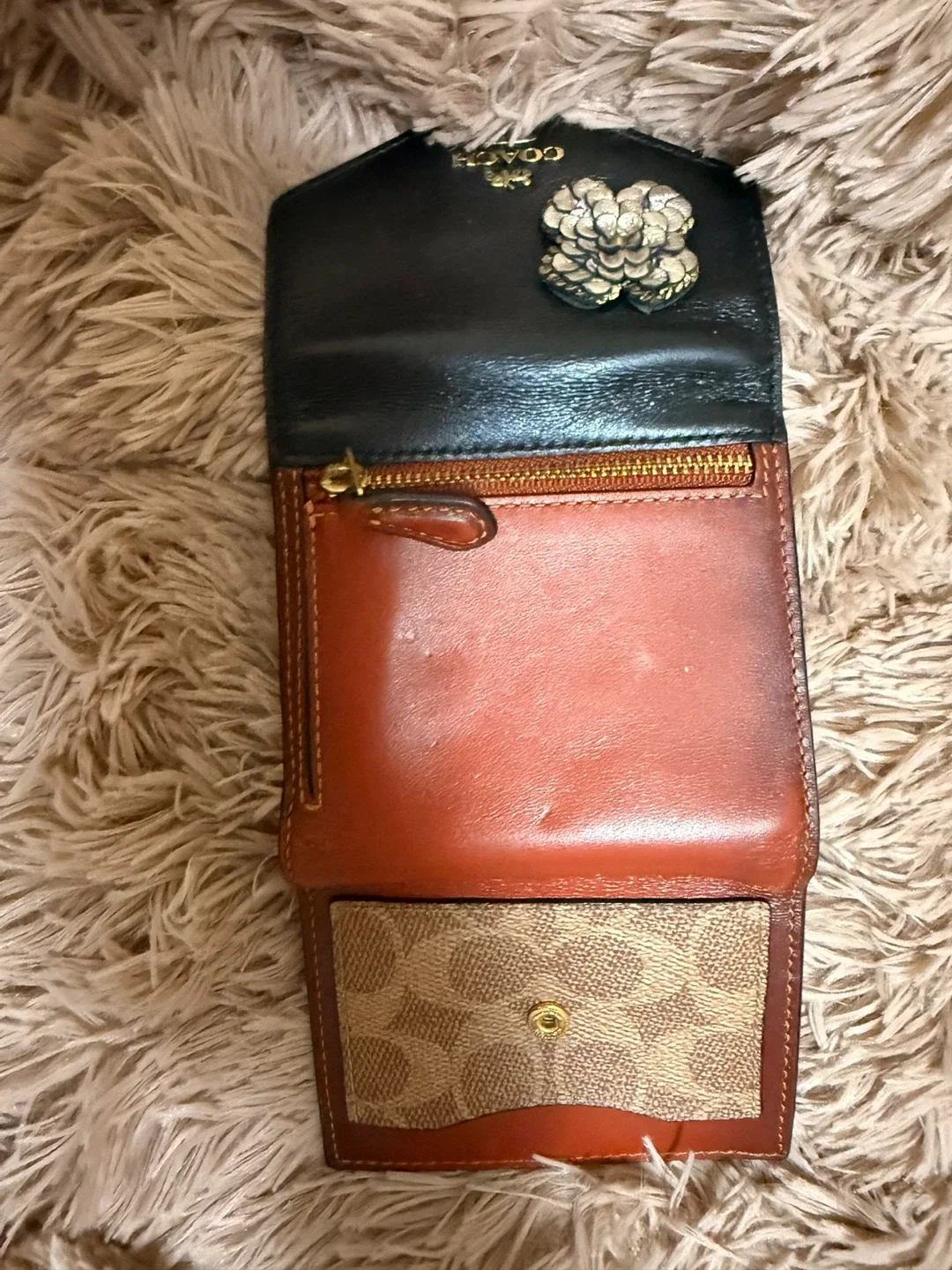 Coach Tri-Fold Wallet with Flower Detail image indicator(3)