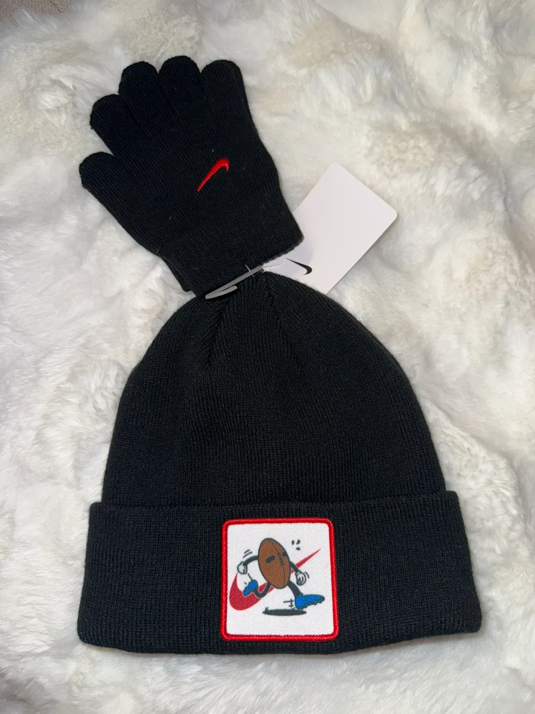 Nike Kids Black Beanie & Gloves Set - New!