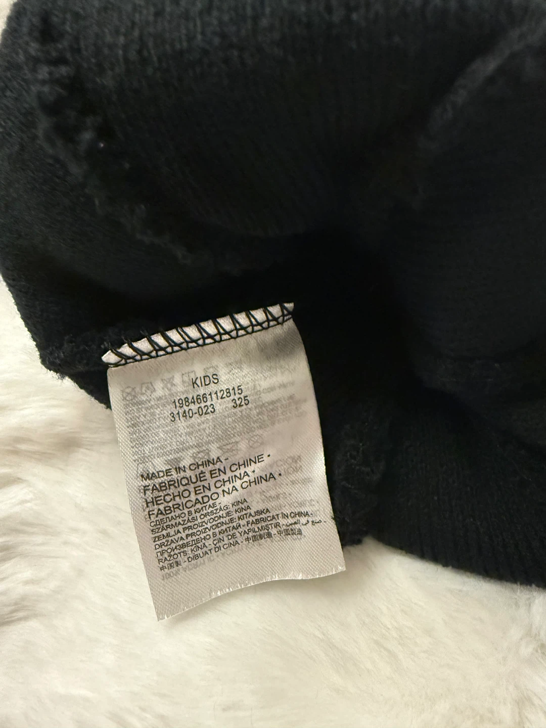 Nike Kids Black Beanie & Gloves Set - New! - photo 4