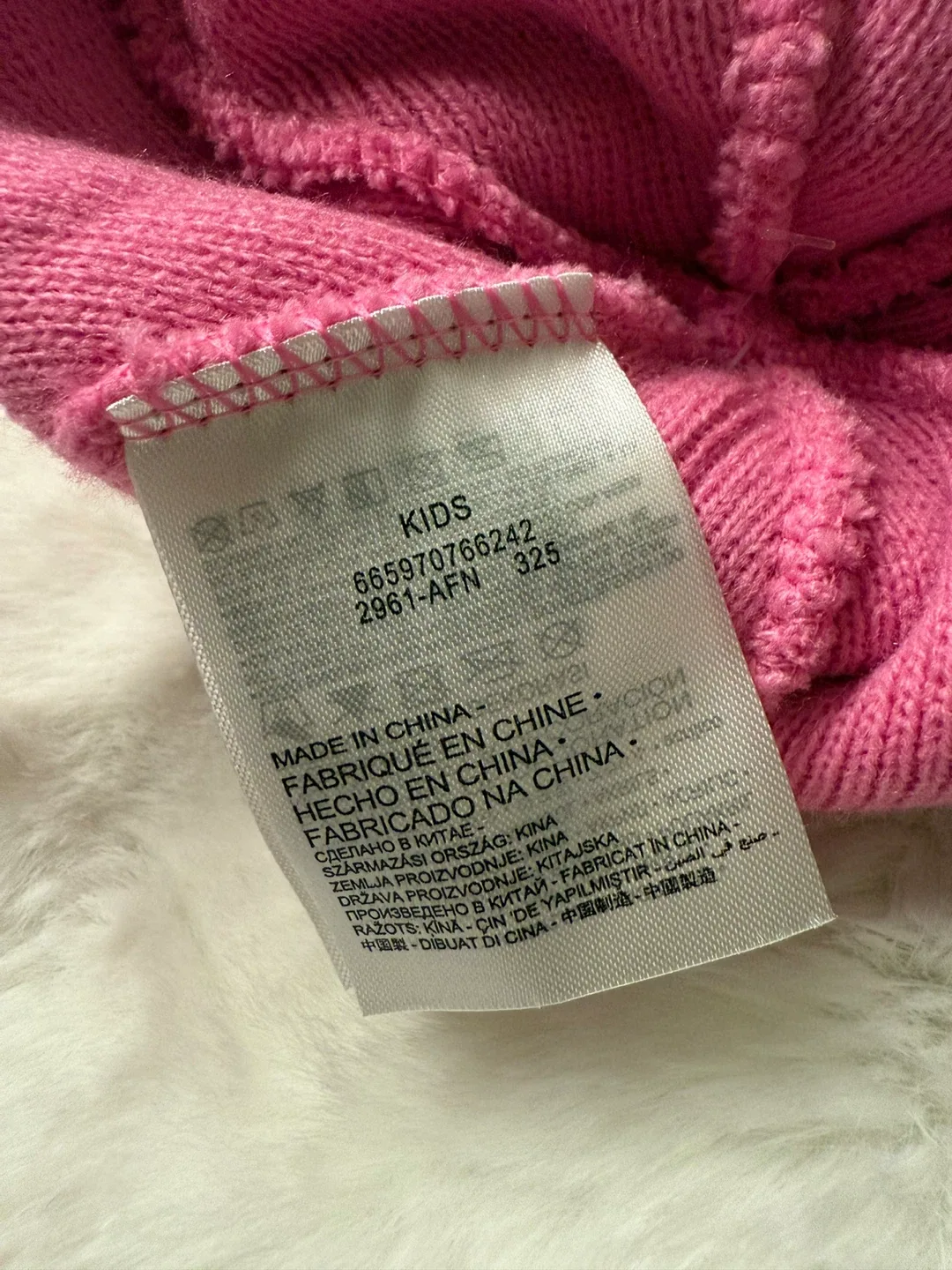 New Nike Kids Pink Beanie & Glove Set image indicator(3)