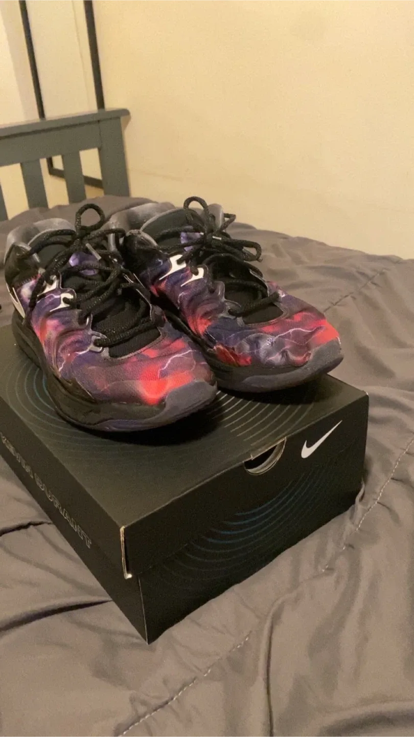 KD 17 NRG (metro boomin collab) size 9 image indicator(2)