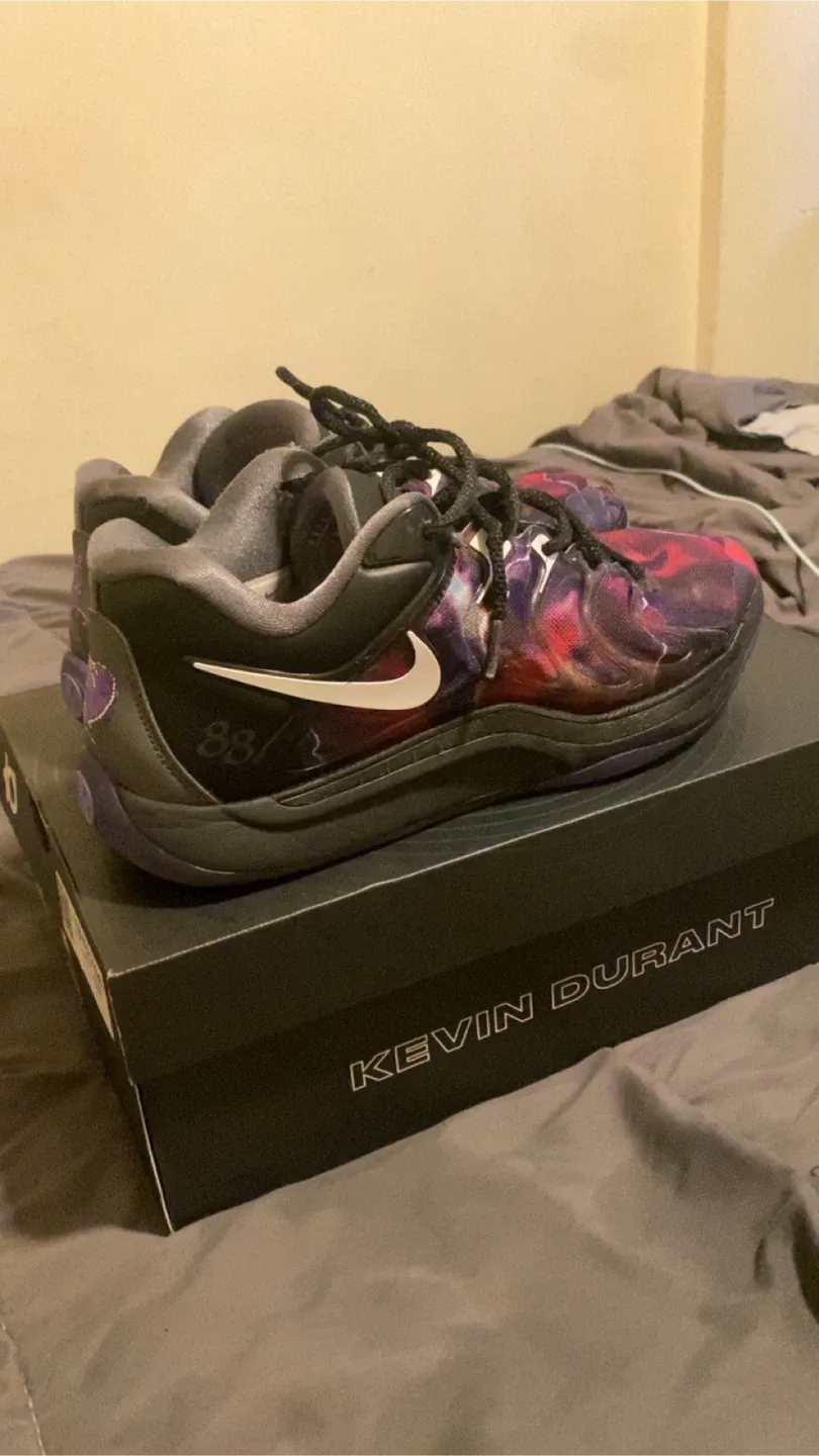 KD 17 NRG (metro boomin collab) size 9 image indicator(3)