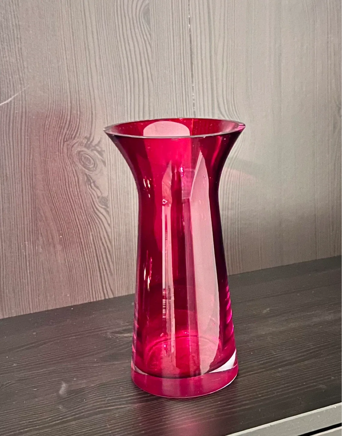 Vintage Red Glass Vase image indicator(2)