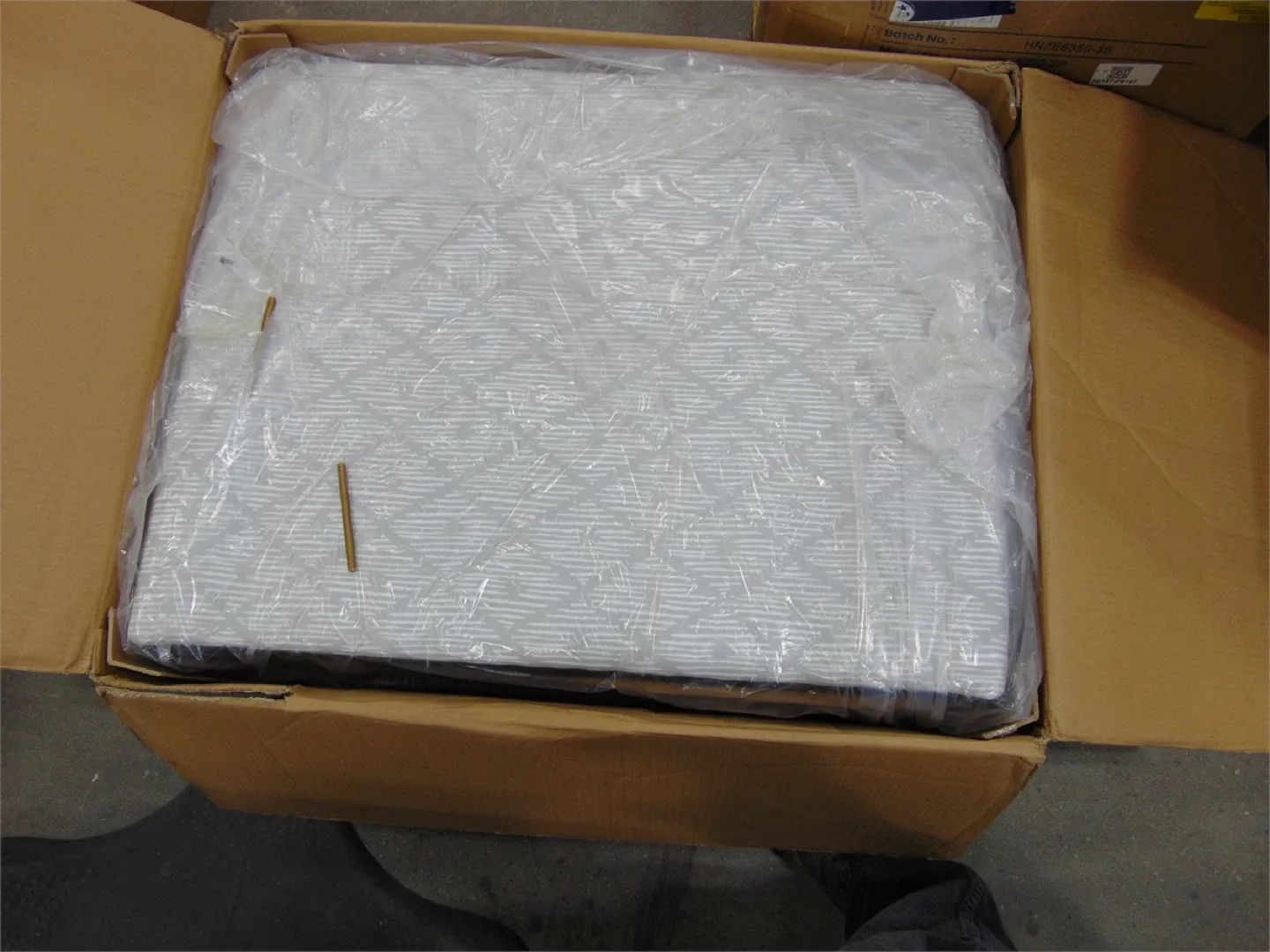 Accent chair/ sofa chair image indicator(4)